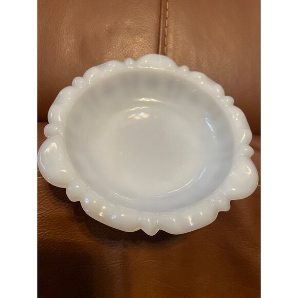Vintage White Milk Glass Scalloped Bowl With Embossed Floral Design - Decorative - Picture 8 of 8